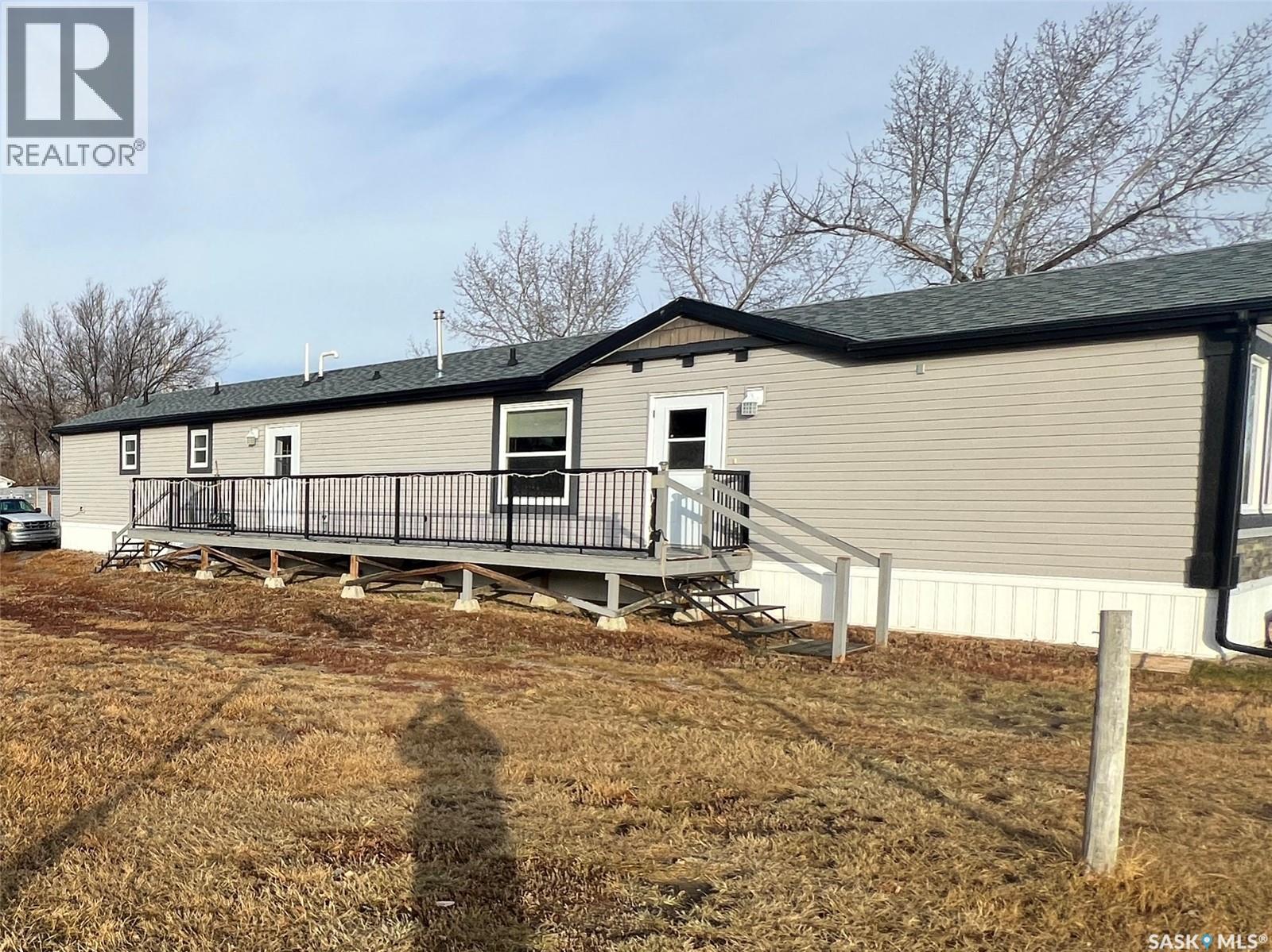 42 2nd Street, Tompkins, Saskatchewan  S0N 2S0 - Photo 2 - SK024470