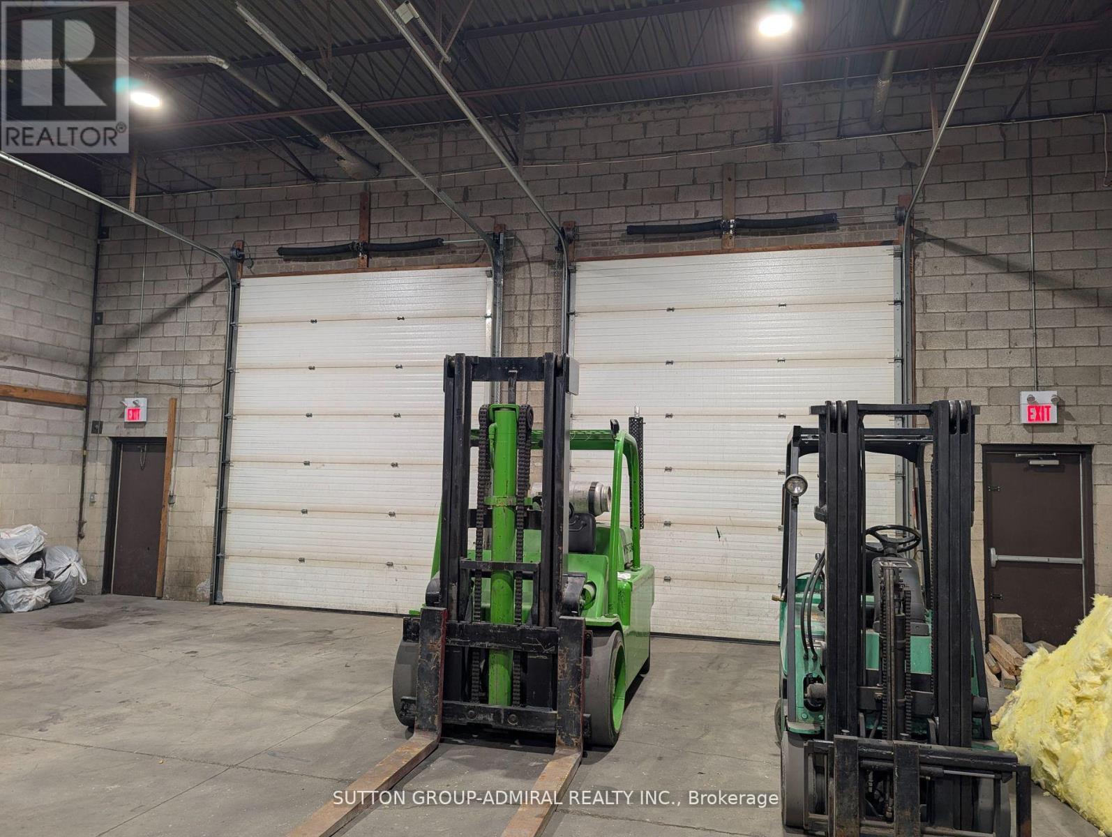 16-17 - 140 Bradwick Drive, Vaughan, Ontario  L4K 1K8 - Photo 9 - N12564978