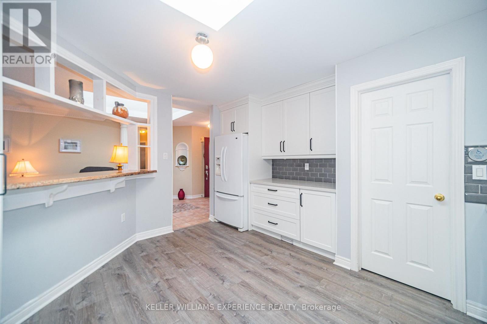 8 Kell Place, Barrie (Innis-Shore), Ontario L4N 9K3 - Photo 12 - S12564972