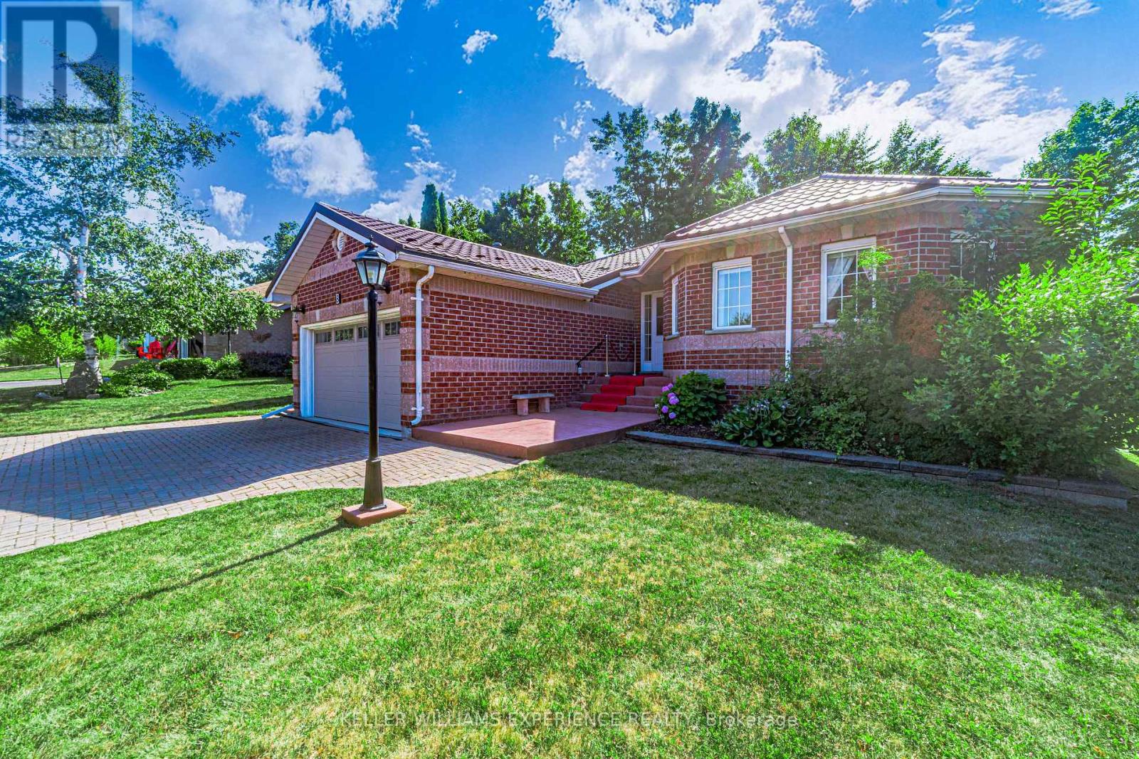 8 Kell Place, Barrie (Innis-Shore), Ontario L4N 9K3 - Photo 4 - S12564972