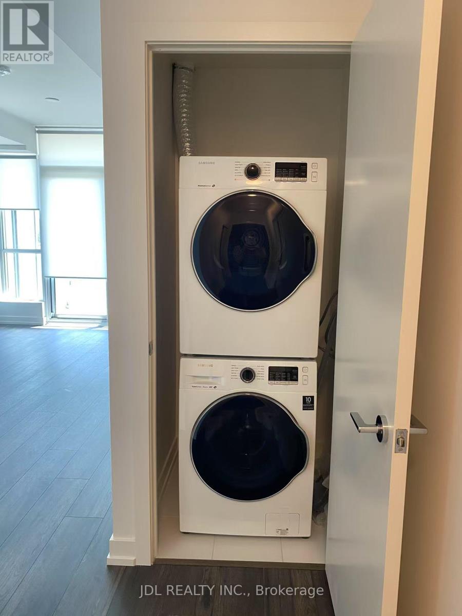 508 - 10 De Boers Drive, Toronto, Ontario  M3J 0L6 - Photo 8 - W12564992