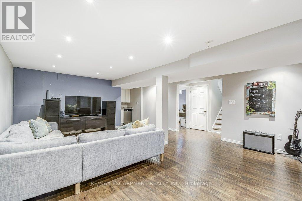 149 Charterhouse Crescent, Hamilton, Ontario  L9G 4M6 - Photo 25 - X12564976