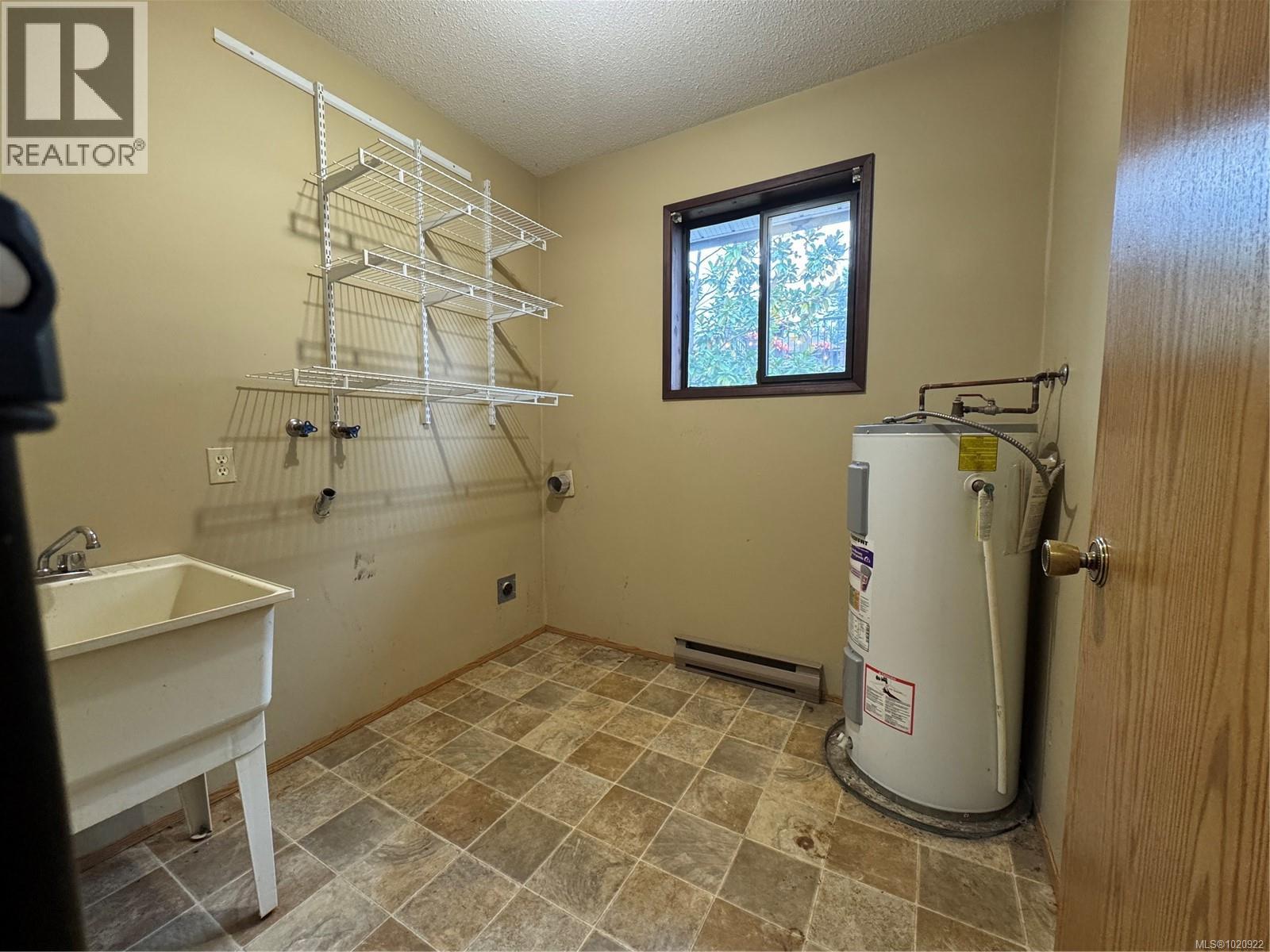 B 513 Erickson Rd, Campbell River, British Columbia  V9W 1S8 - Photo 13 - 1020922