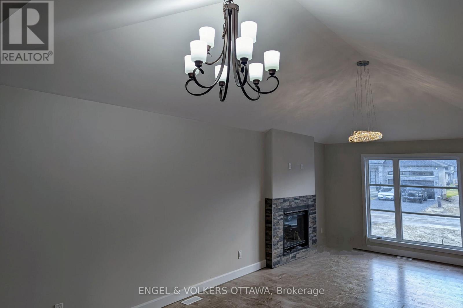 617 Misty Street, Russell, Ontario  K4R 0G3 - Photo 4 - X12565010