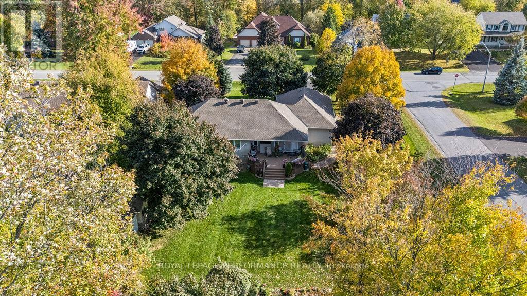 7051 Donwel Drive, Ottawa, Ontario  K4P 1M7 - Photo 48 - X12558946