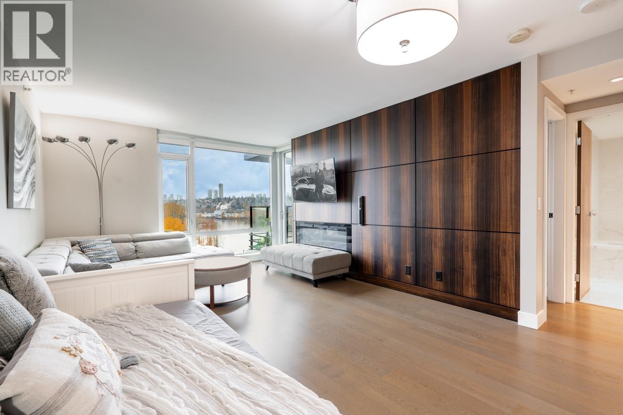 1302 210 Salter Street, New Westminster, British Columbia  V3M 0J9 - Photo 2 - R3069196