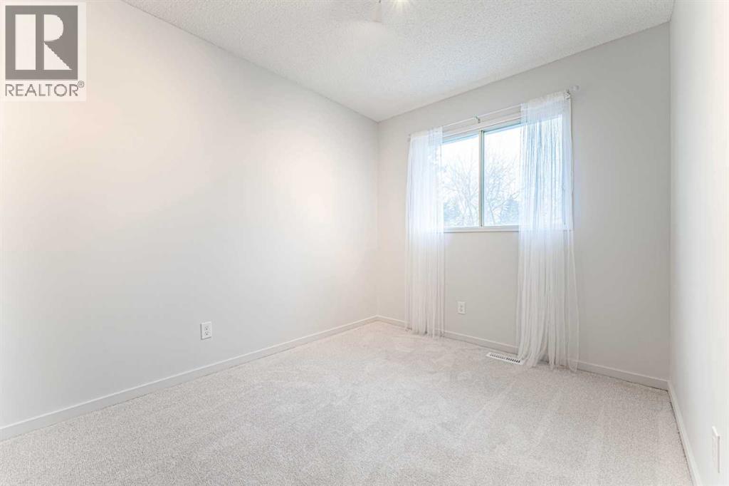 43 Sunmills Court Se, Calgary, Alberta  T2X 2R4 - Photo 15 - A2271576