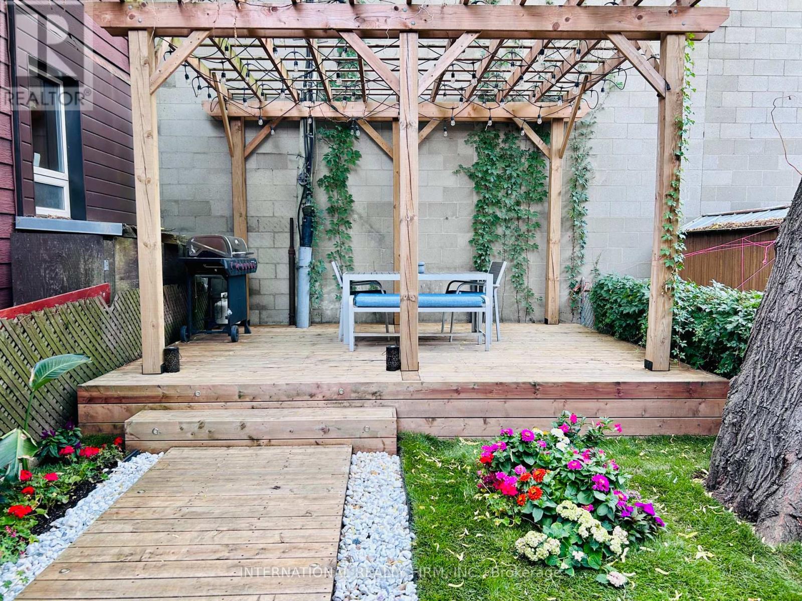 108 Shaw Street, Toronto, Ontario  M6J 2W5 - Photo 29 - C12565024