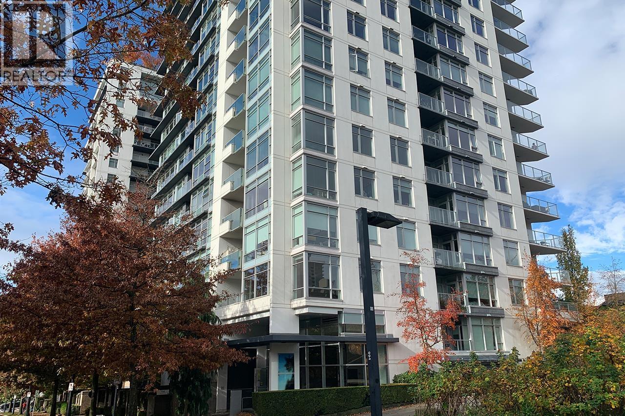 1302 158 W 13TH STREET, North Vancouver, British Columbia