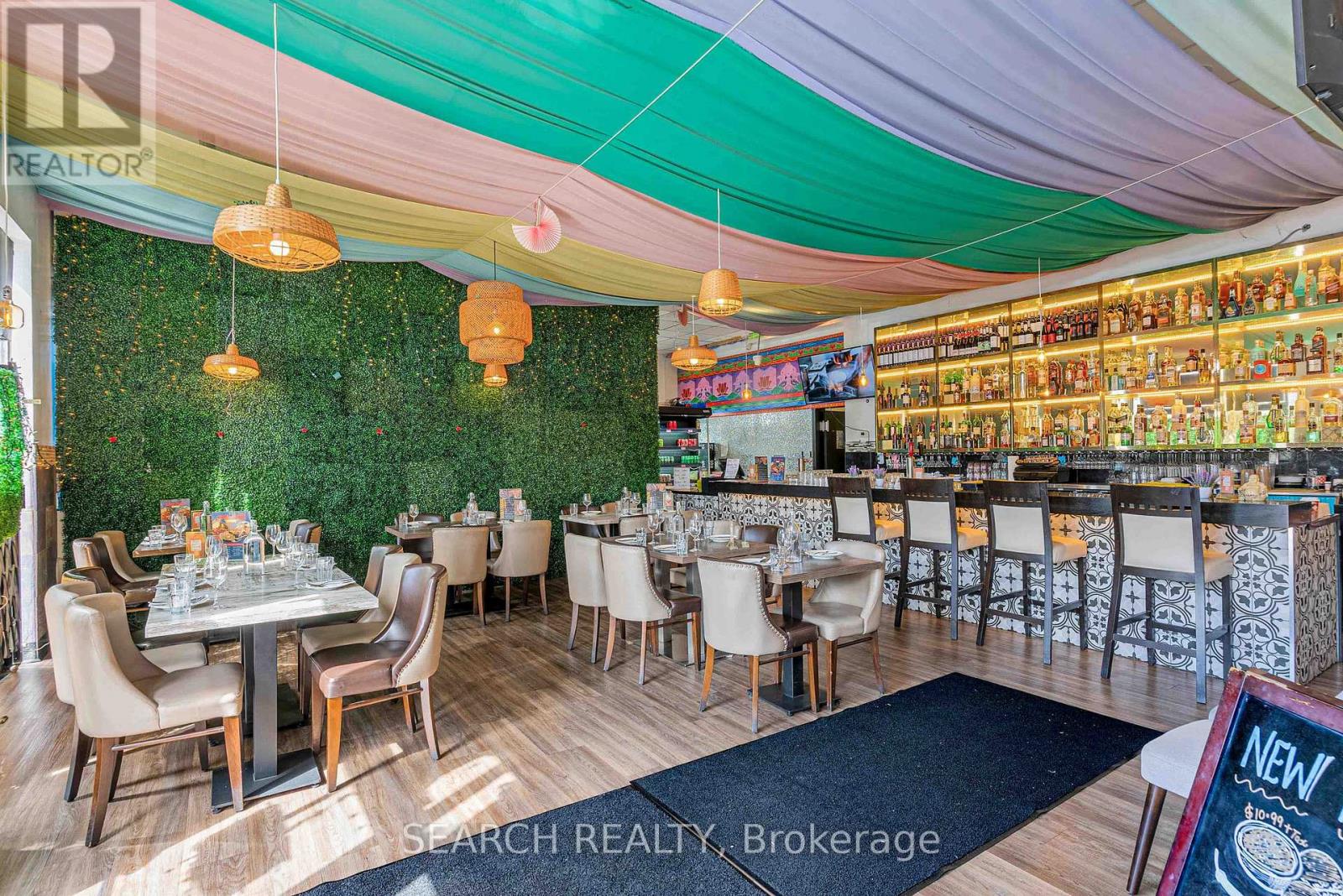 7454 Airport Road, Mississauga, Ontario  L4T 2H5 - Photo 7 - W12565006