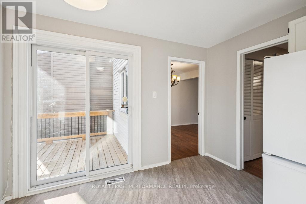 8 Gillespie Crescent, Ottawa, Ontario  K1V 9X8 - Photo 22 - X12480830