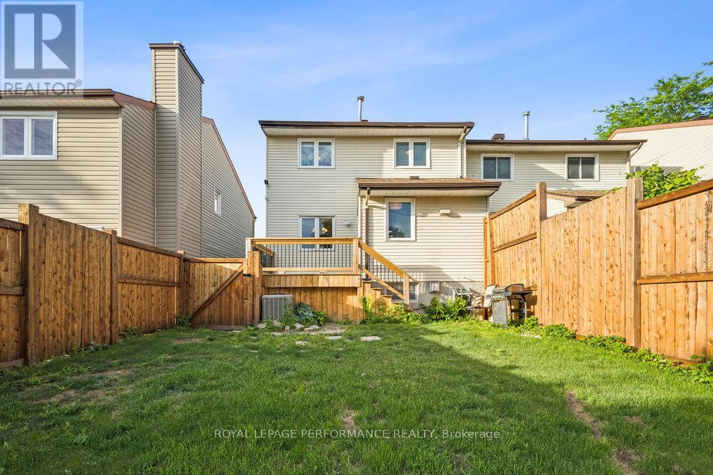 8 Gillespie Crescent, Ottawa, Ontario  K1V 9X8 - Photo 48 - X12480830