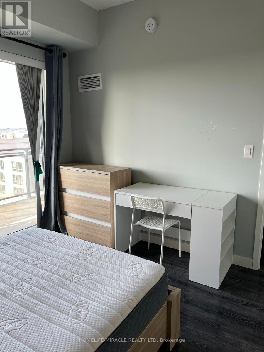 1706 - 318 Spruce Street, Waterloo, Ontario  N2L 3M7 - Photo 13 - X12565004