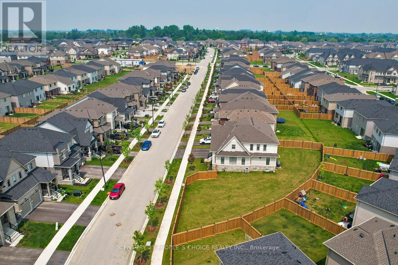 78 Dass Drive W, Centre Wellington, Ontario  N1M 0H9 - Photo 3 - X12565008