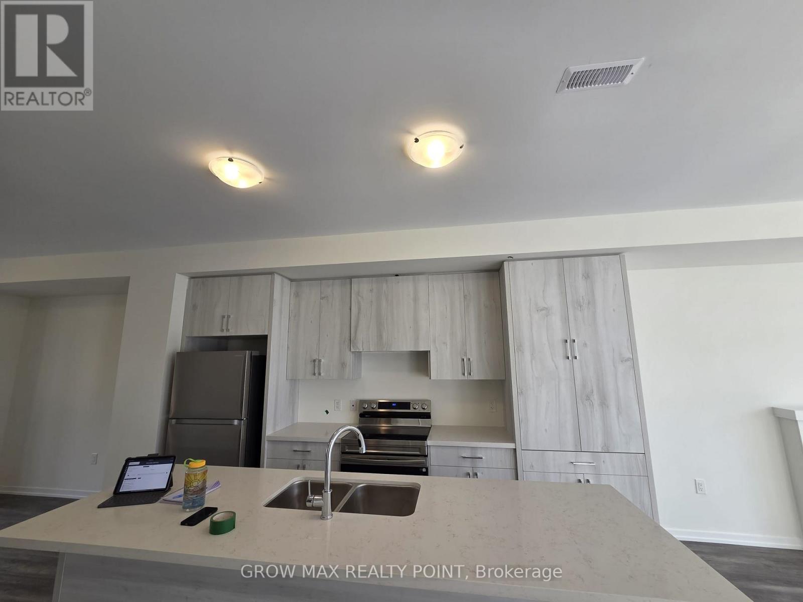 3 - 7 Kingbird Common, Cambridge, Ontario  N1T 0H4 - Photo 22 - X12565012