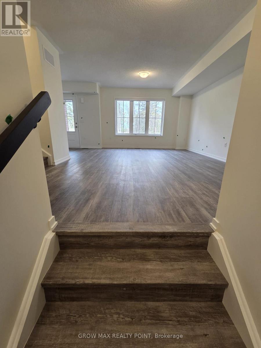 3 - 7 Kingbird Common, Cambridge, Ontario  N1T 0H4 - Photo 4 - X12565012