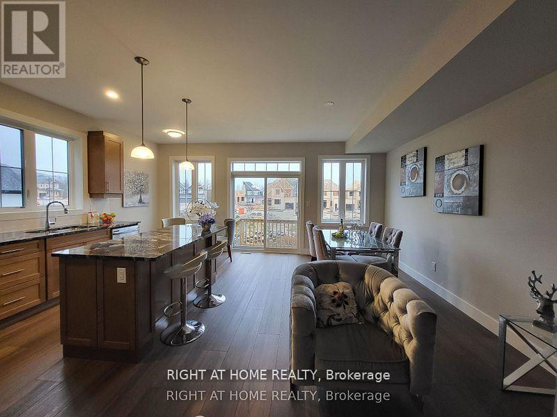 140 Black Willow Crescent, Blue Mountains, Ontario  L9Y 4E4 - Photo 5 - X12565022