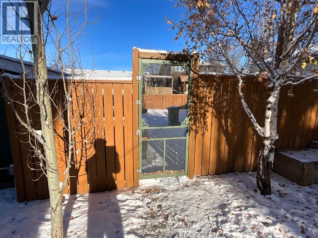 34 Roland Street, Red Deer, Alberta  T4P 3K9 - Photo 27 - A2271648