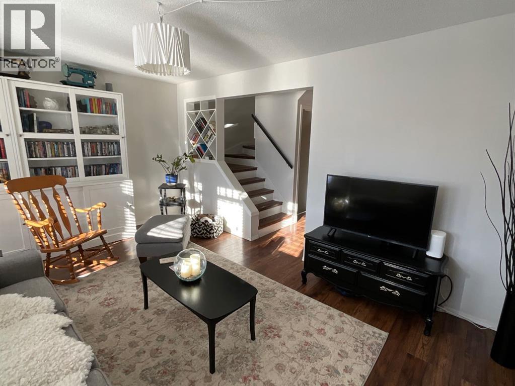 34 Roland Street, Red Deer, Alberta  T4P 3K9 - Photo 6 - A2271648