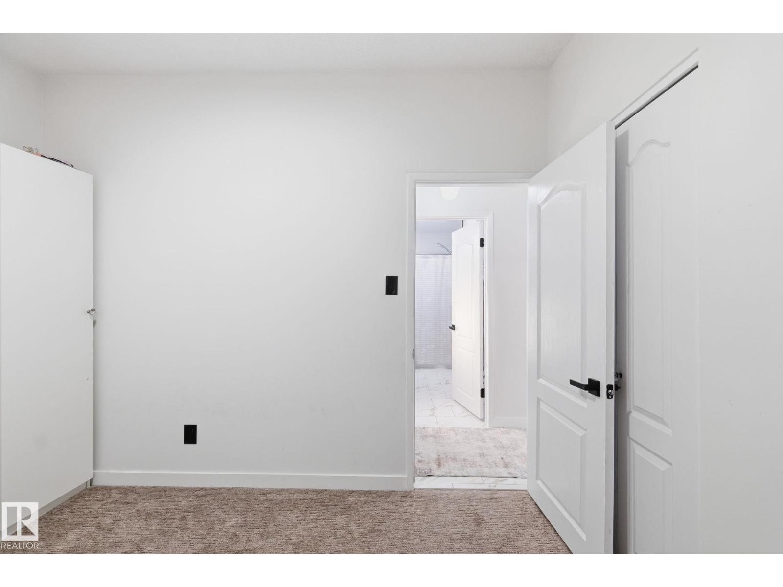 8043 135 Av Nw, Edmonton, Alberta  T5C 2H3 - Photo 36 - E4466341