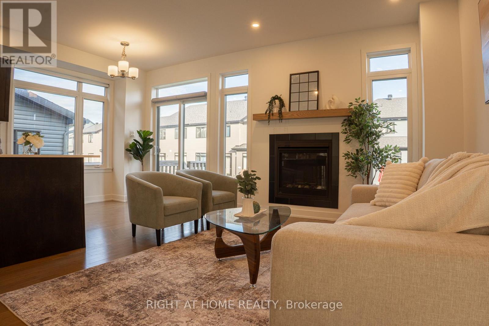 16 Nettle Crescent, Ottawa, Ontario  K1T 0W8 - Photo 10 - X12565030