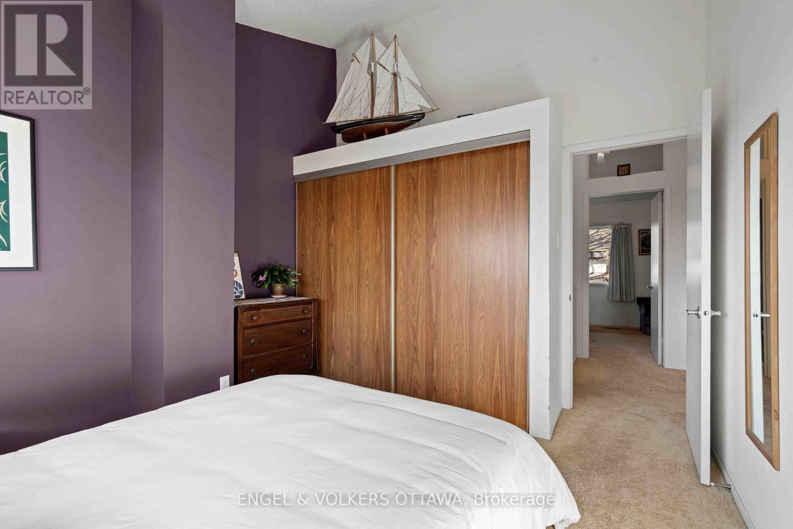 18 - 110 Walnut Court, Ottawa, Ontario  K1R 7W2 - Photo 26 - X12565056