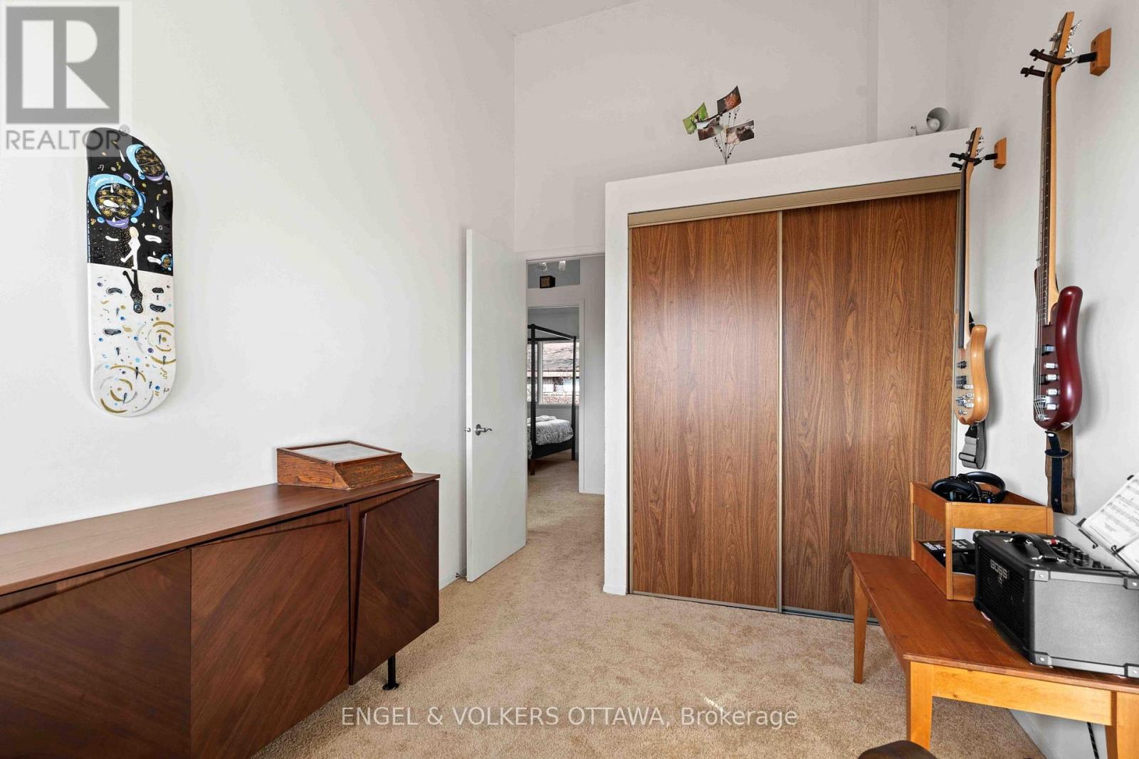 18 - 110 Walnut Court, Ottawa, Ontario  K1R 7W2 - Photo 29 - X12565056