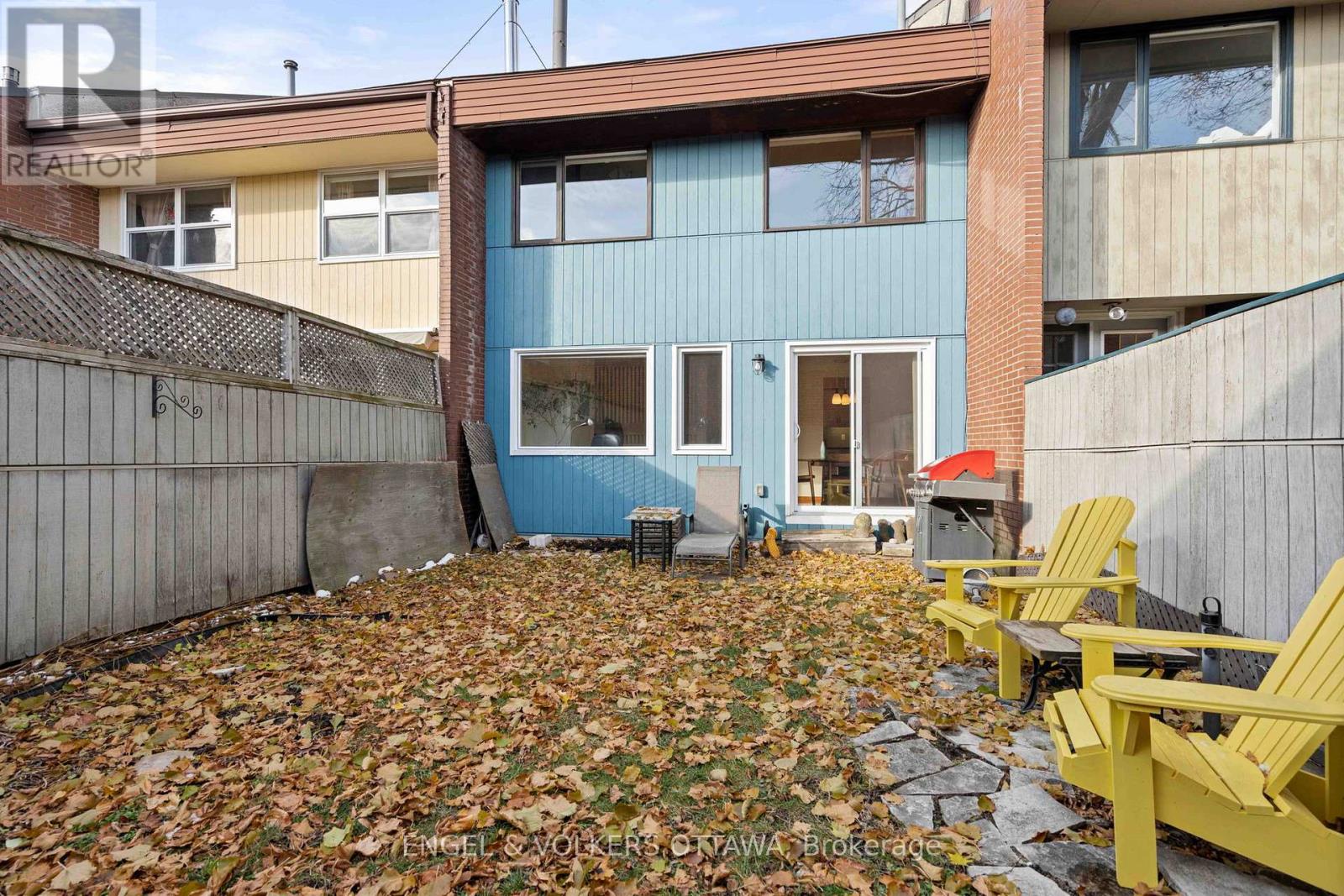 18 - 110 Walnut Court, Ottawa, Ontario  K1R 7W2 - Photo 35 - X12565056