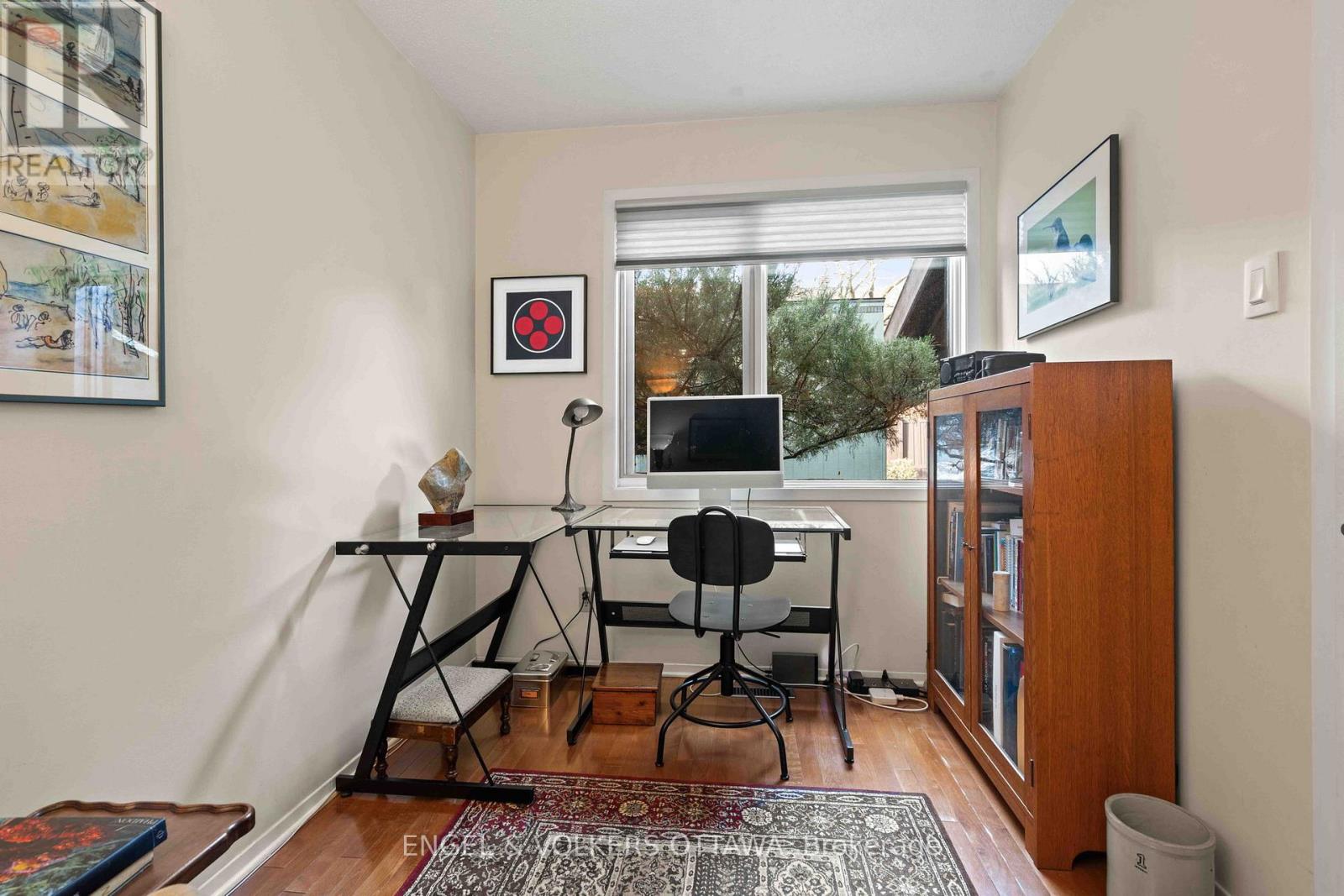 18 - 110 Walnut Court, Ottawa, Ontario  K1R 7W2 - Photo 6 - X12565056