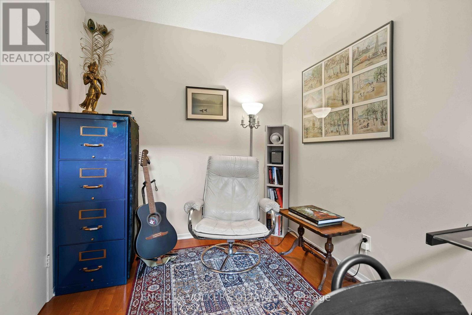 18 - 110 Walnut Court, Ottawa, Ontario  K1R 7W2 - Photo 7 - X12565056