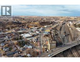 698 South Railway Street SE SE Hill