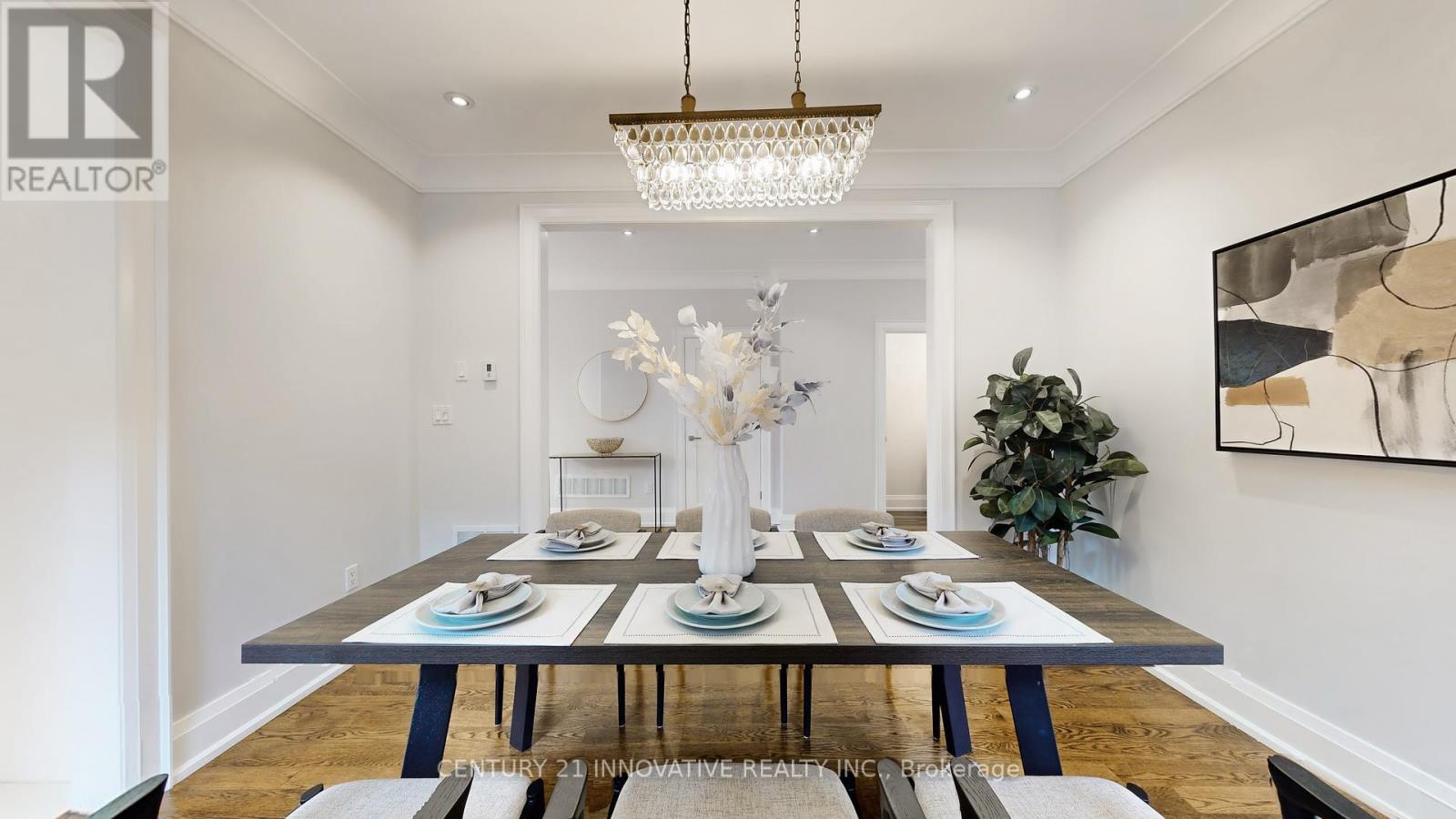 1 Dustan Crescent, Toronto, Ontario  M4J 4G4 - Photo 15 - E12508890