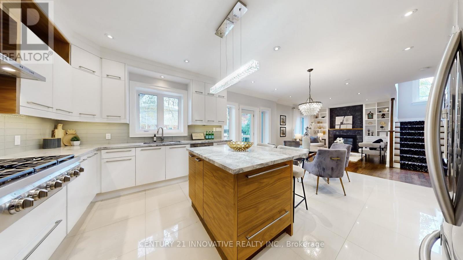 1 Dustan Crescent, Toronto, Ontario  M4J 4G4 - Photo 12 - E12508890