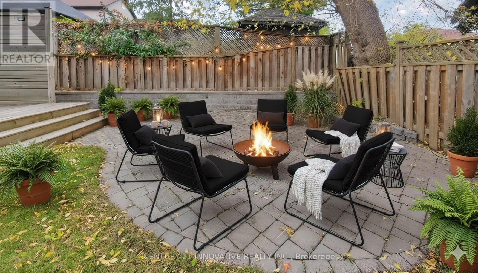 1 Dustan Crescent, Toronto, Ontario  M4J 4G4 - Photo 37 - E12508890