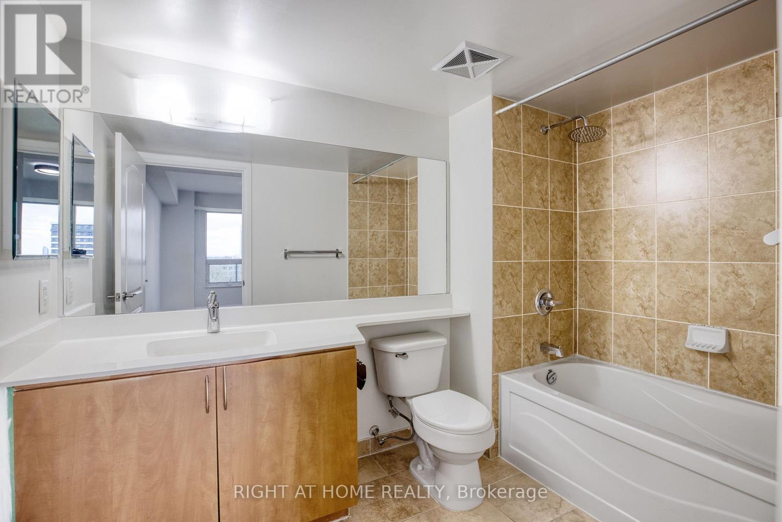 804 - 20 North Park Road, Vaughan, Ontario  L4J 0G7 - Photo 27 - N12565062
