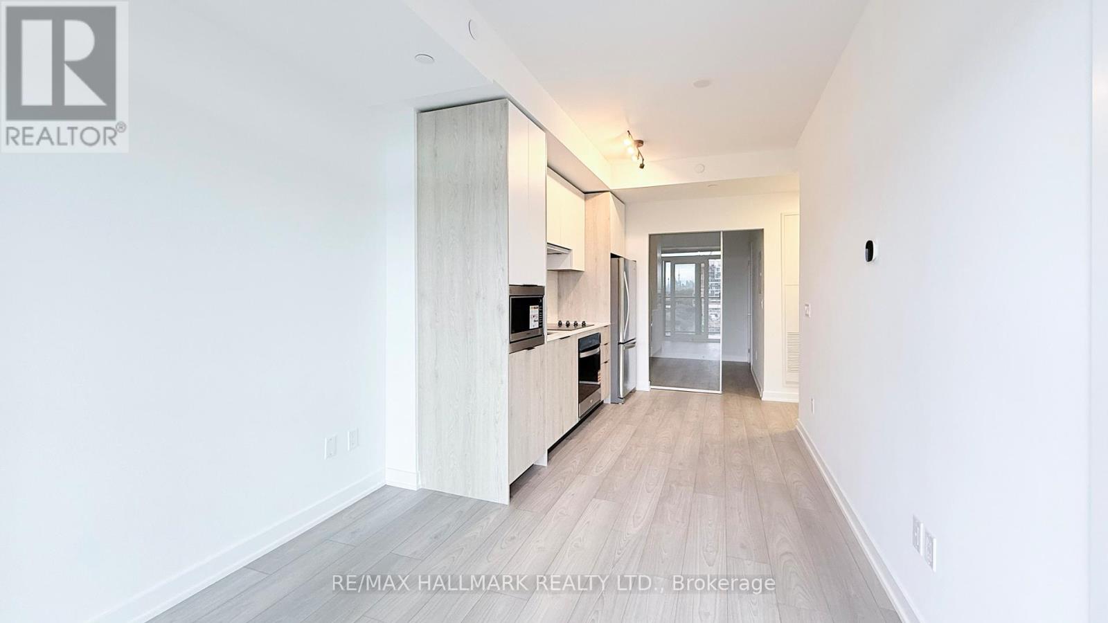 510 - 1007 The Queensway, Toronto, Ontario  M8Z 0H4 - Photo 3 - W12565058