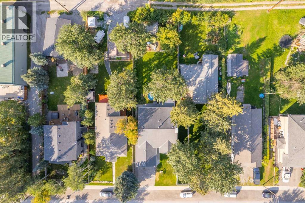 Property at 11 Mt McGillivary Drive image 3