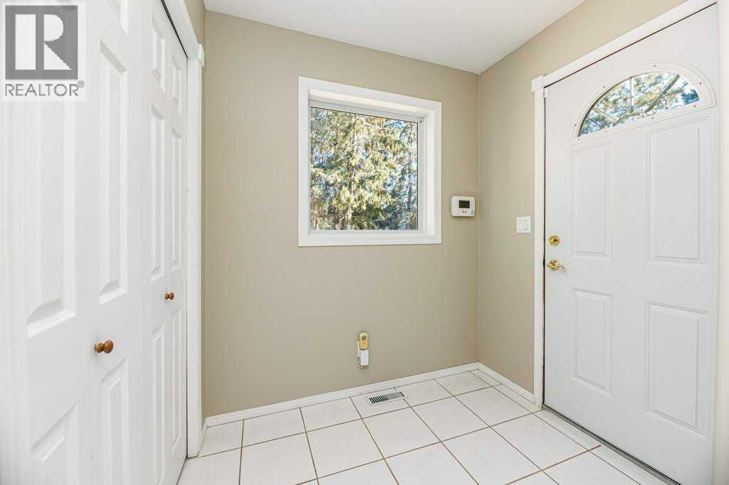 2419 351 Township Road Township, Rural Red Deer County, Alberta  T4G 0K2 - Photo 5 - A2267687