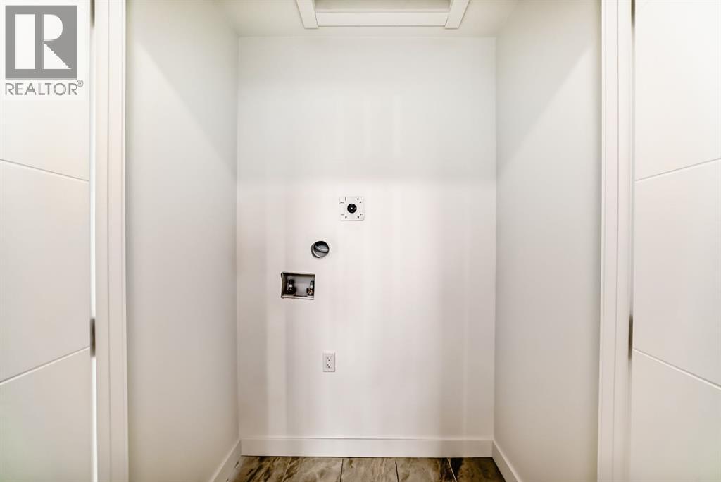 52, 145 Chelsea Mews, Chestermere, Alberta  T1X 3H2 - Photo 36 - A2267627