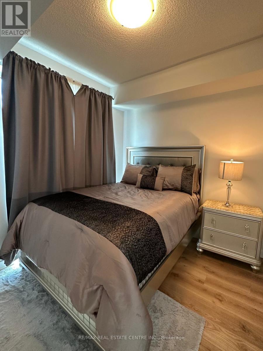 2312 - 60 Frederick Street, Kitchener, Ontario  N2H 0C7 - Photo 7 - X12565052