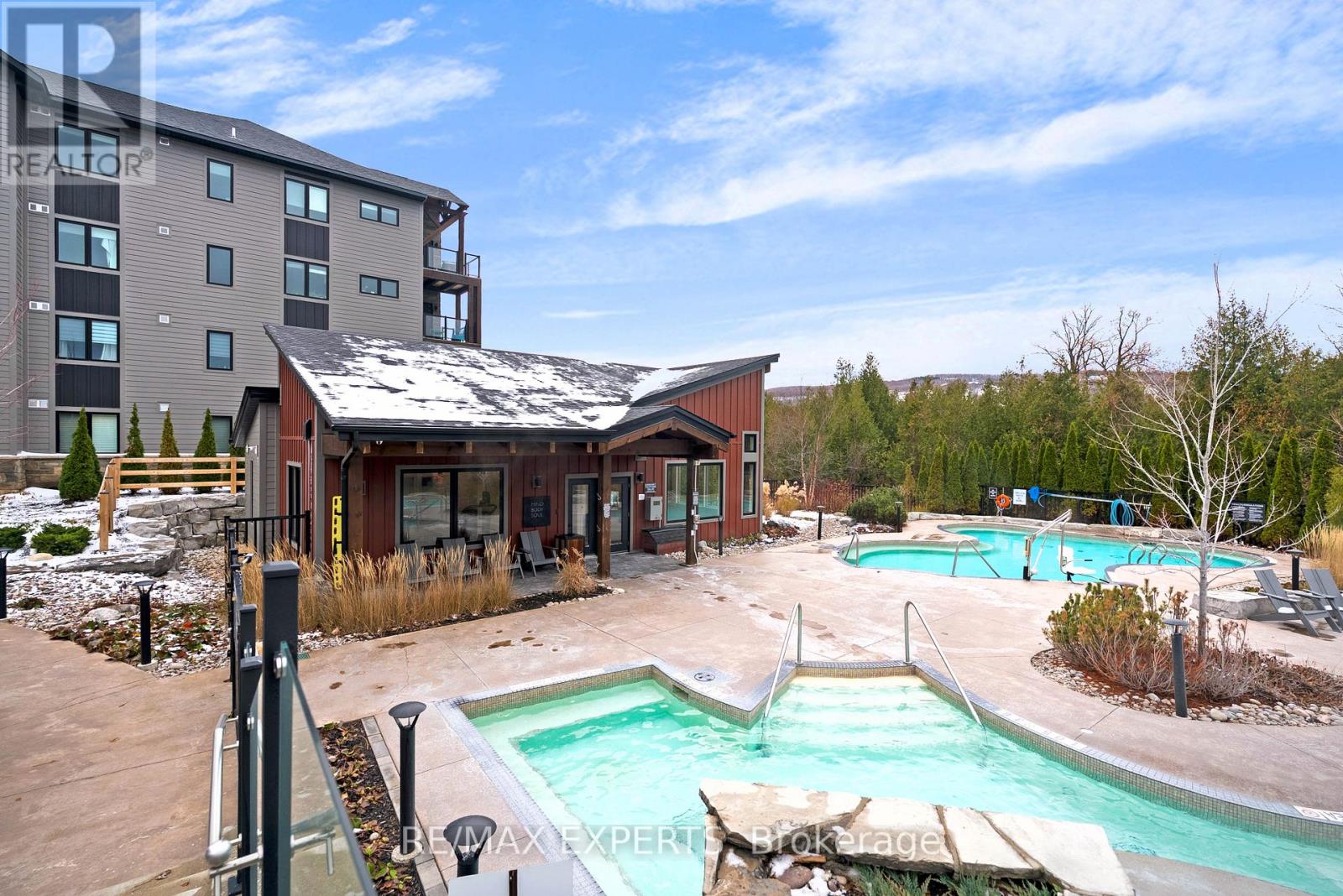 101 - 22 Beckwith Lane, Blue Mountains, Ontario  L9Y 3B6 - Photo 34 - X12565054