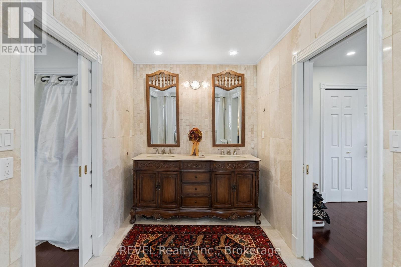 242 Simcoe Street, Niagara-On-The-Lake, Ontario  L0S 1J0 - Photo 23 - X12565068