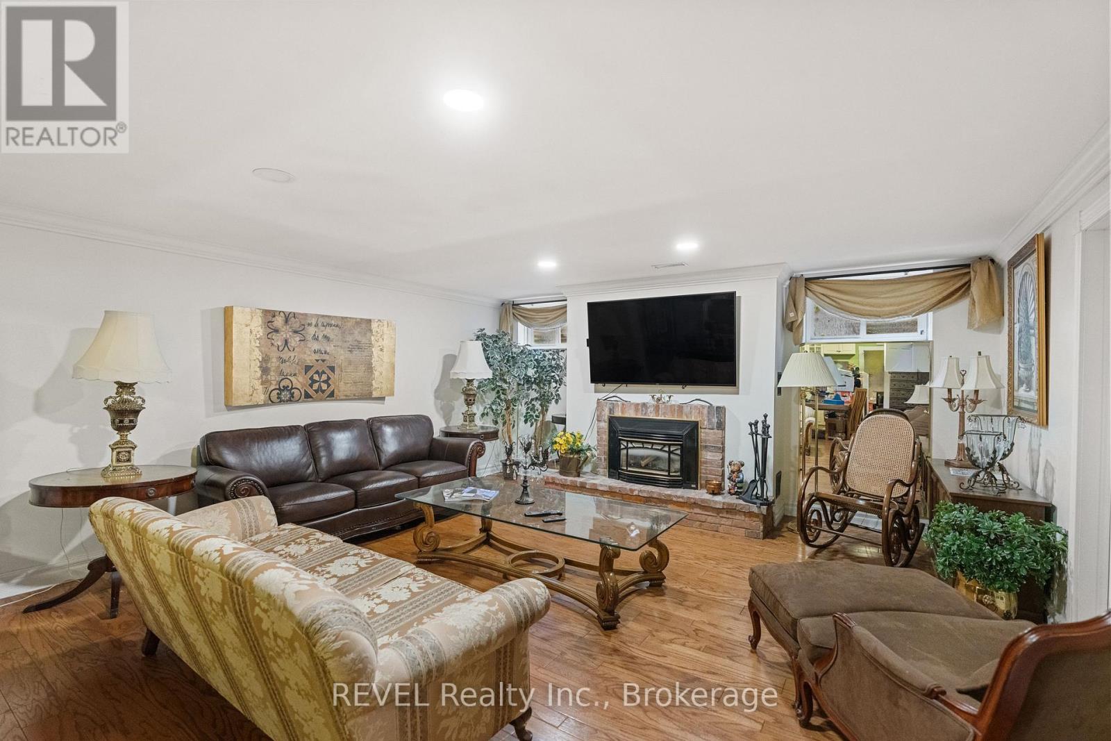 242 Simcoe Street, Niagara-On-The-Lake, Ontario  L0S 1J0 - Photo 34 - X12565068