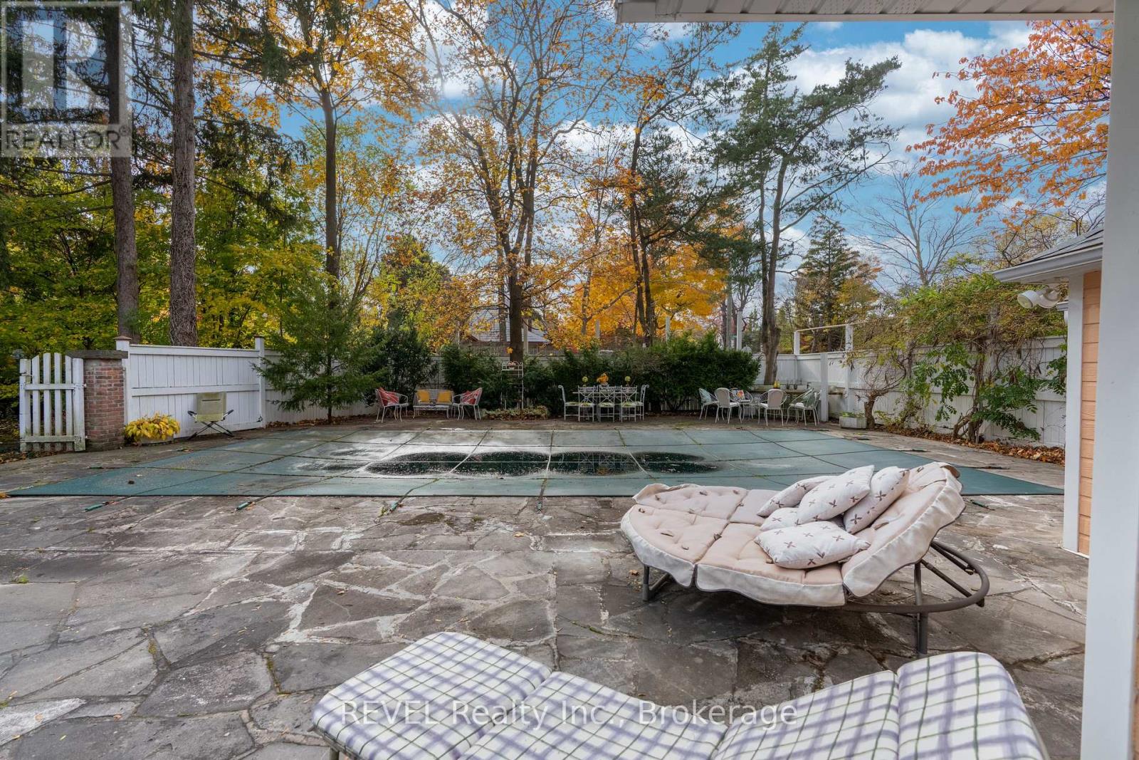 242 Simcoe Street, Niagara-On-The-Lake, Ontario  L0S 1J0 - Photo 45 - X12565068