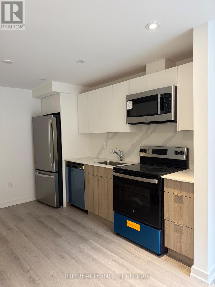 57 - 10 Calamint Lane, Toronto, Ontario  M1W 2H1 - Photo 9 - E12565066