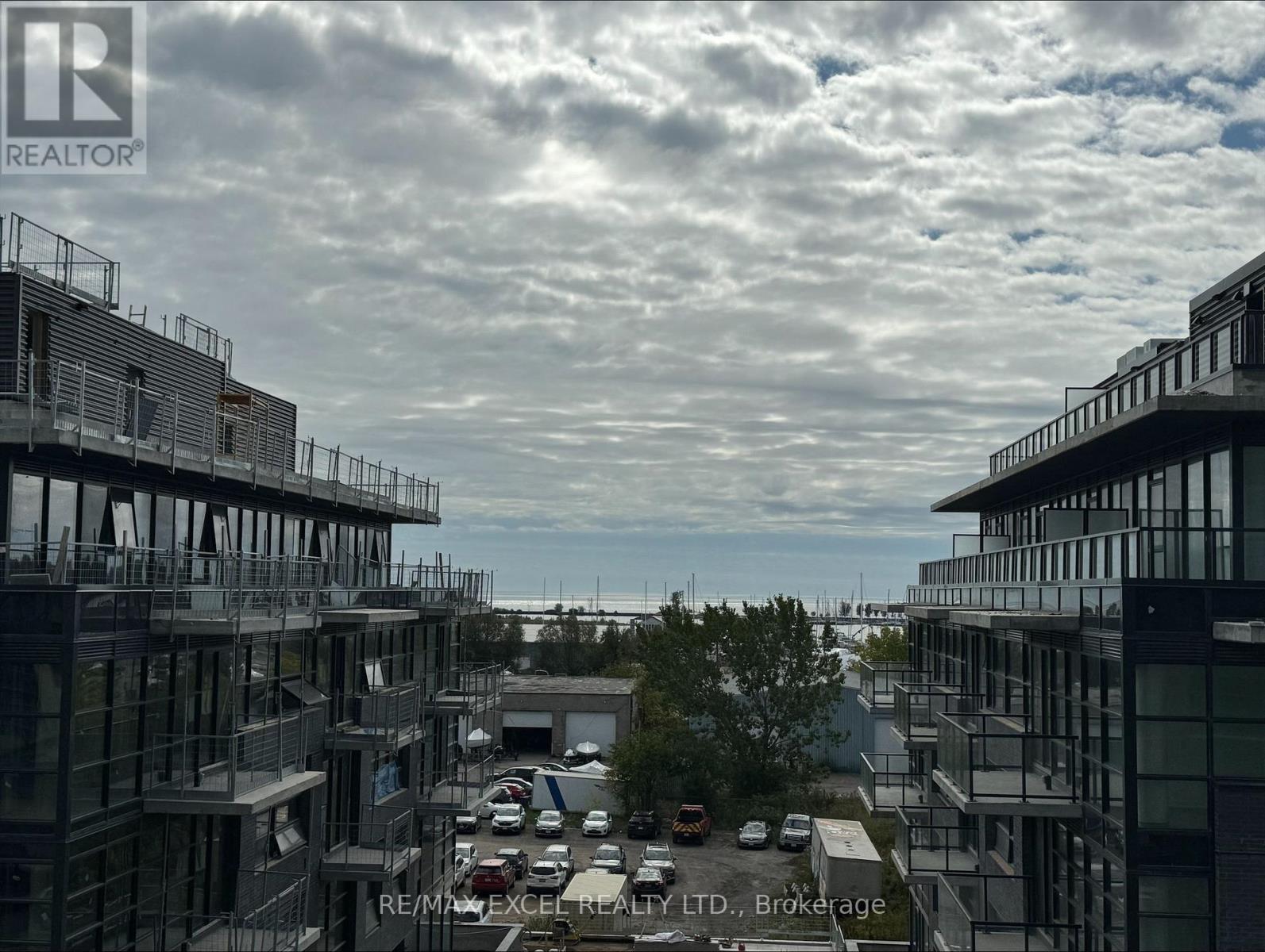 405 A - 1606 Charles Street, Whitby, Ontario  L1N 0P1 - Photo 6 - E12565090