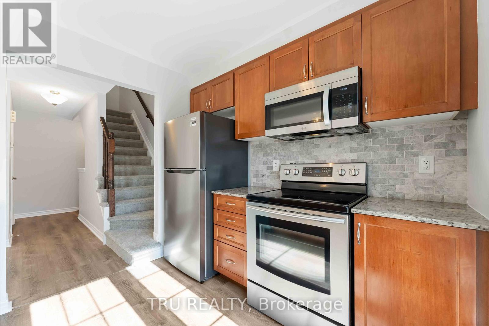 544 Snow Goose Street, Ottawa, Ontario  K2J 6C7 - Photo 18 - X12445628