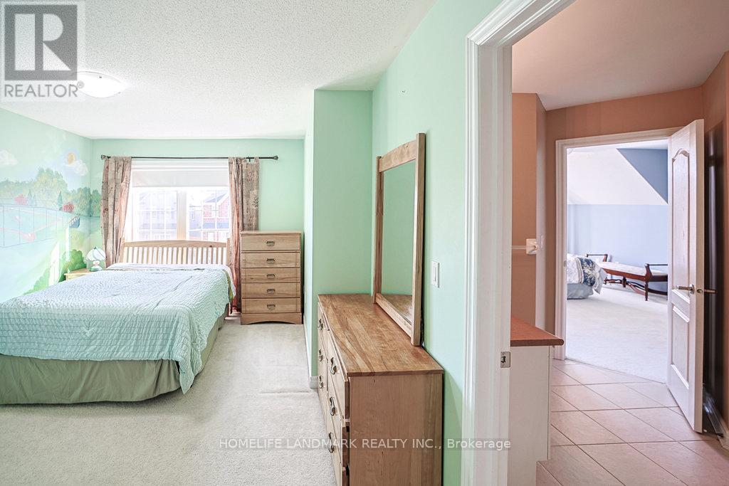 3565 Stonecutter Crescent S, Mississauga, Ontario  L5M 7N7 - Photo 21 - W12565076