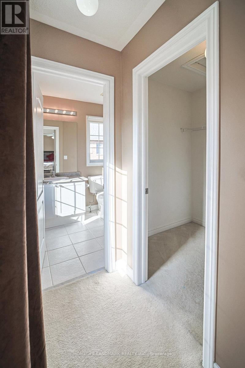 3565 Stonecutter Crescent S, Mississauga, Ontario  L5M 7N7 - Photo 24 - W12565076