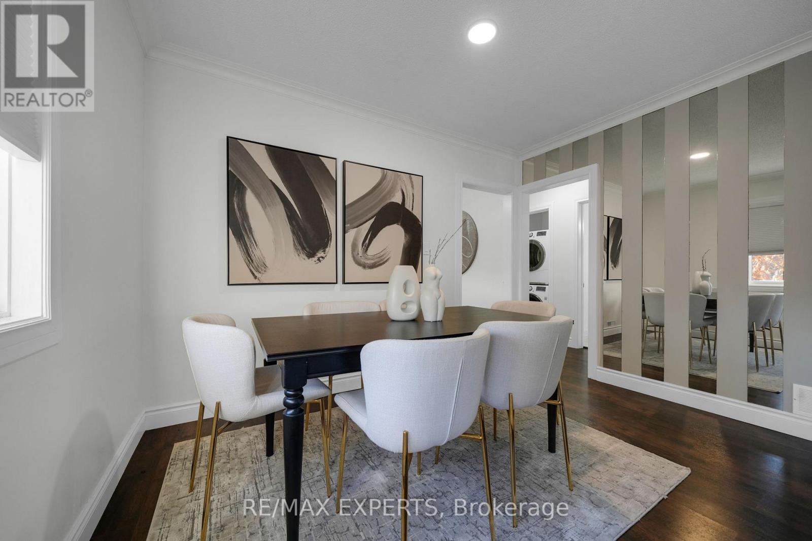 4 Larchmere Avenue, Toronto, Ontario  M9L 2N1 - Photo 11 - W12565078